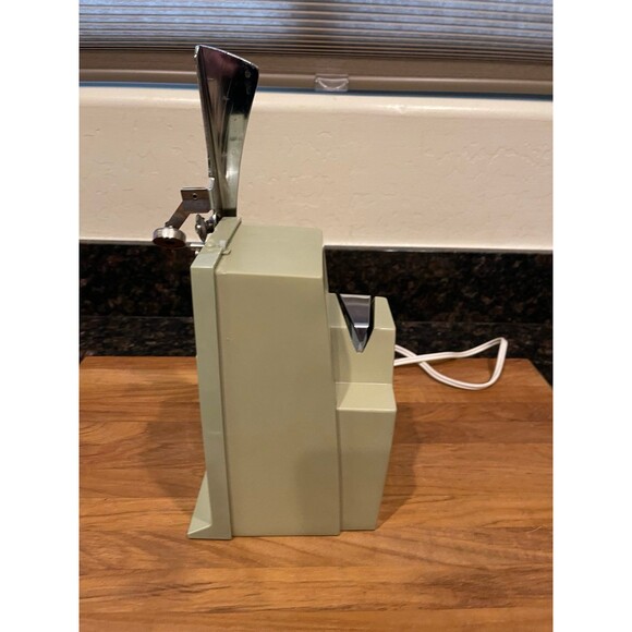 Vintage General Electric GE Can Opener Knife Sharpener - Picture 4 of 10